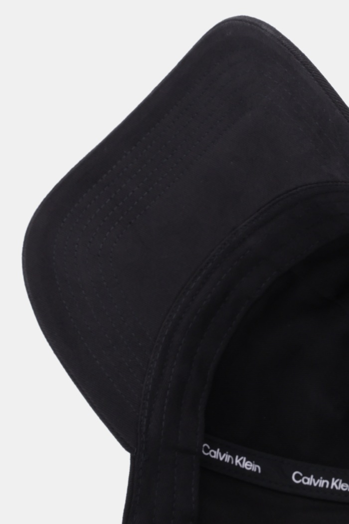 Calvin Klein καπέλο με γείσο γυναικείο βαμβακερό μαύρο LV04F5059G