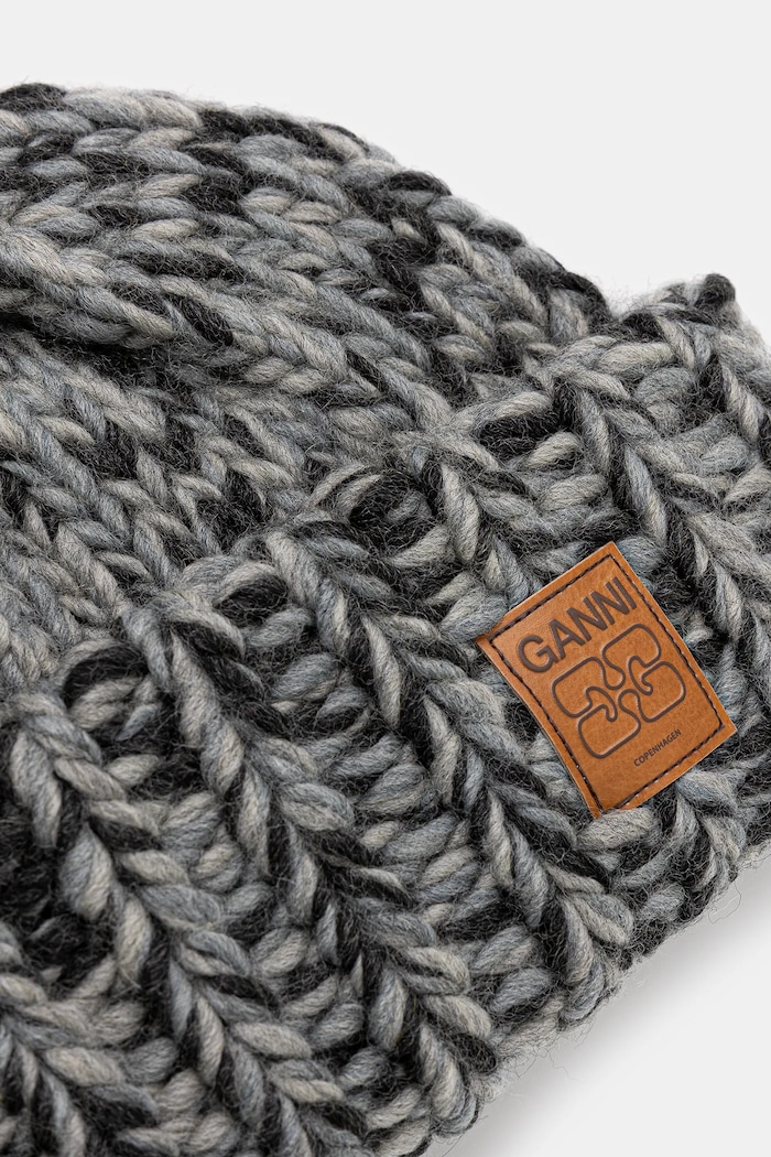 Akcesoria GANNI czapka wełniana Graphic Wool Hand Knit A6904 szary