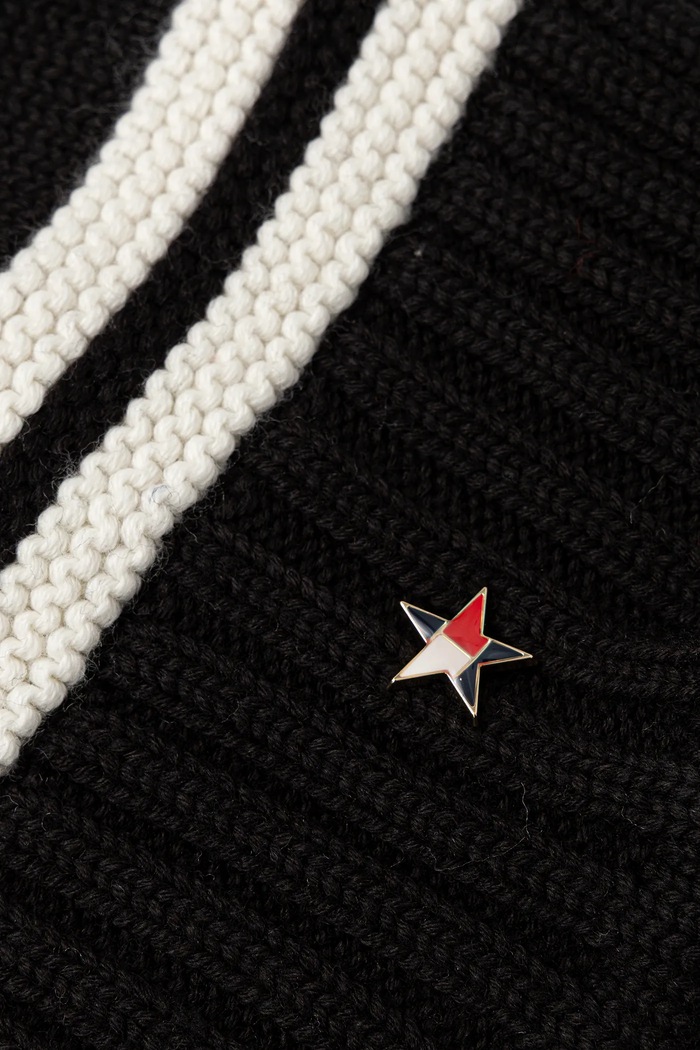 Čiapka s prímesou vlny Tommy Jeans AW0AW18311 čierna AW25