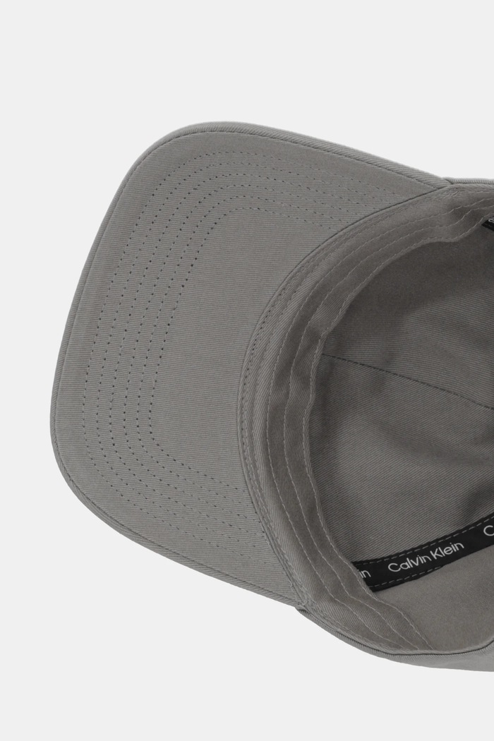 Calvin Klein baseballová čepice pánská bavlněná šedá LV04D5003G