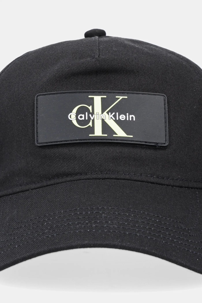 Bavlnená šiltovka Calvin Klein LV04D5042G čierna AW25