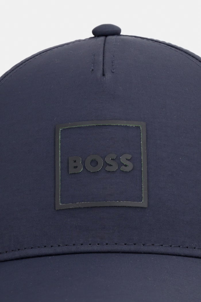 BOSS Green čiapka so šiltom pánska Pyer 50544406 tmavomodrá SS26