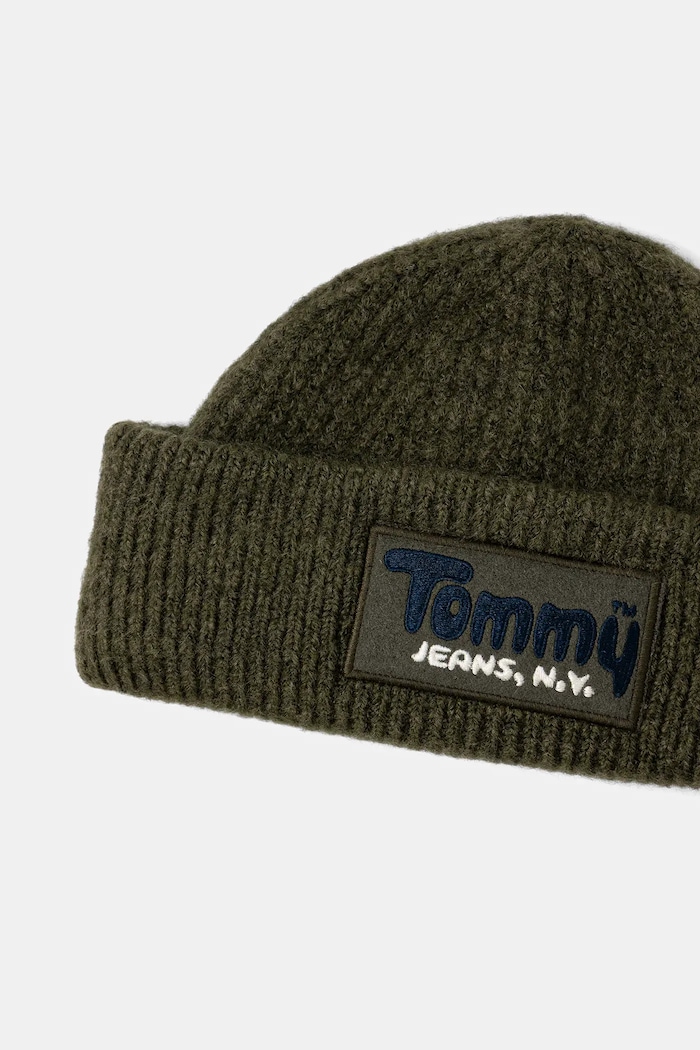 Čiapka s prímesou vlny Tommy Jeans AM0AM13675 zelená AW25