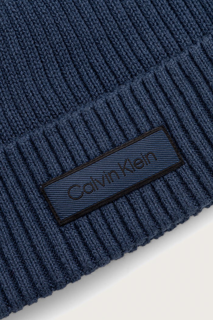Calvin Klein czapka męska bawełniana LV04D8053G niebieski AW25