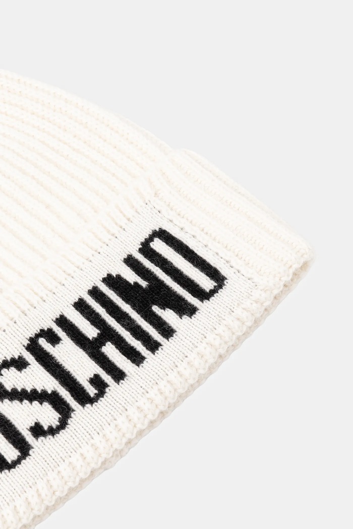 Moschino шапка мъжка с вълна M5875.60808 бежов AW25