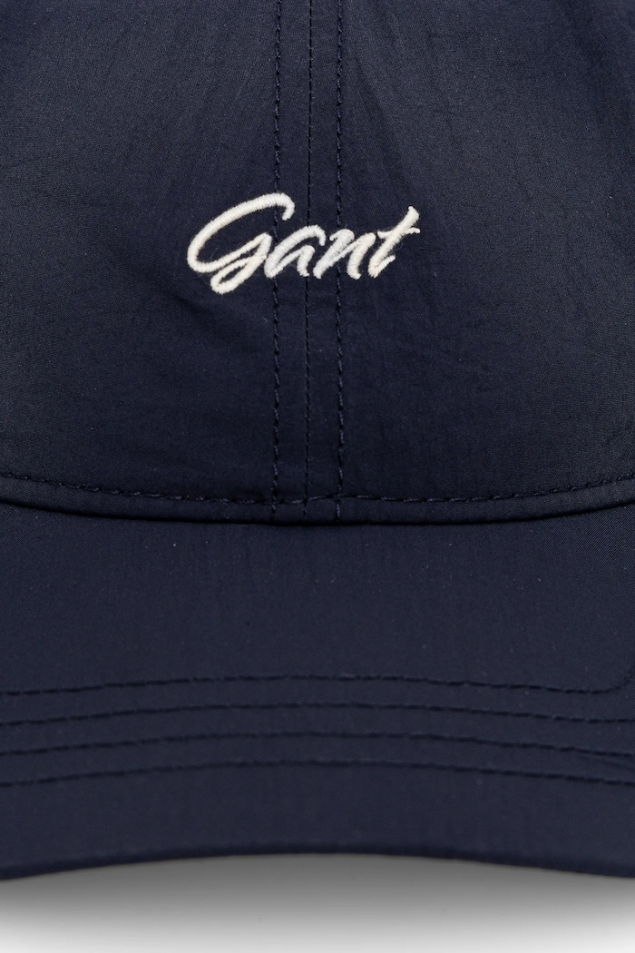 Шапка с козирка Gant 9900281 тъмносин AW25