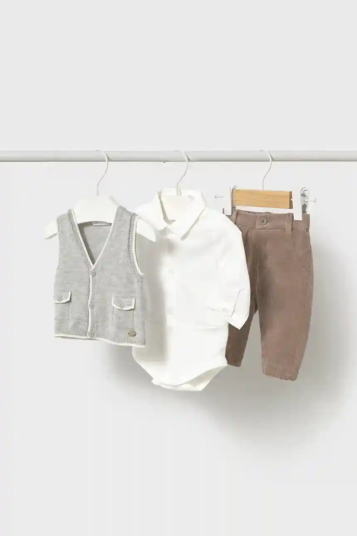 Комплект за бебета Mayoral Newborn трикотаж сив 2582.1L.Newborn.9BYA