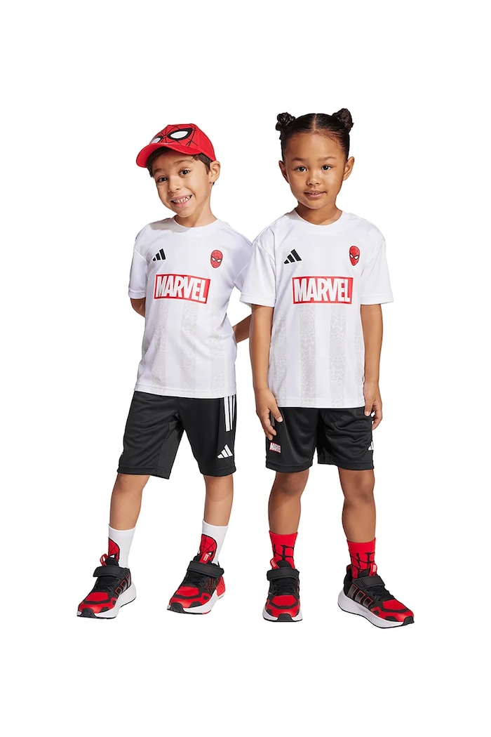 adidas gyerek melegítő szett Marvel nyomtatásos bézs JM0807