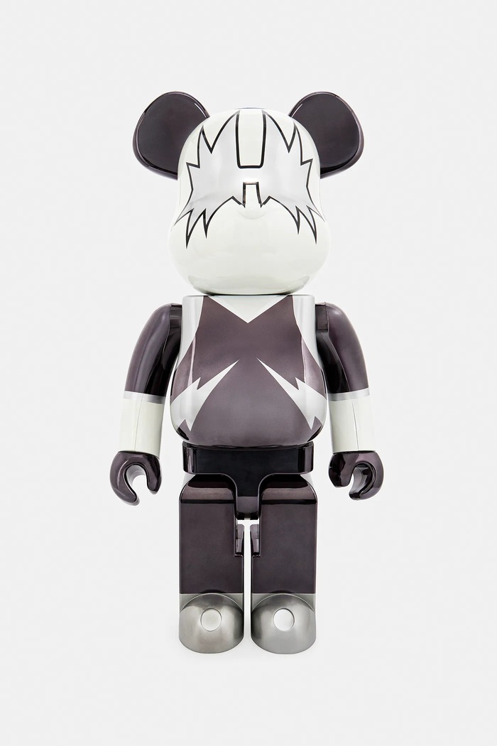 Декоративна фігурка Medicom Toy Be@rbrick KISS Space Man Chrome Ver. 1000% сірий KISS.SPACE.MAN.1000