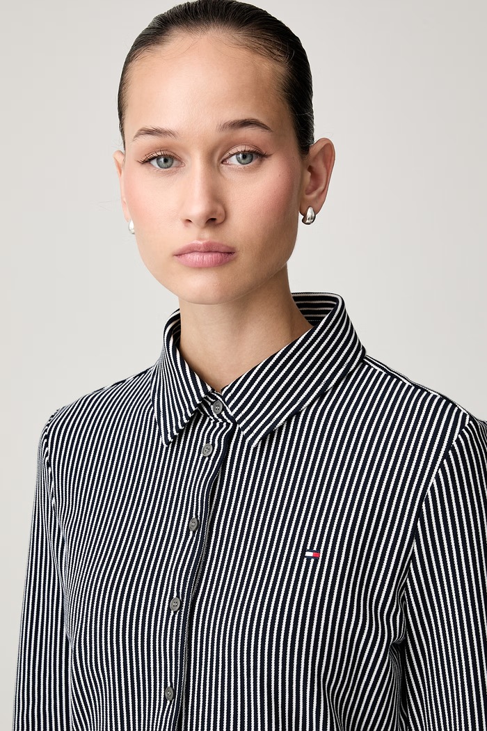 Tommy Hilfiger koszula damska bawełniana z elastanem granatowy WW0WW43528