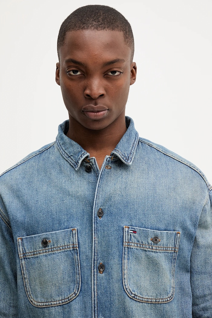 Džínová košile Tommy Jeans modrá DM0DM21918