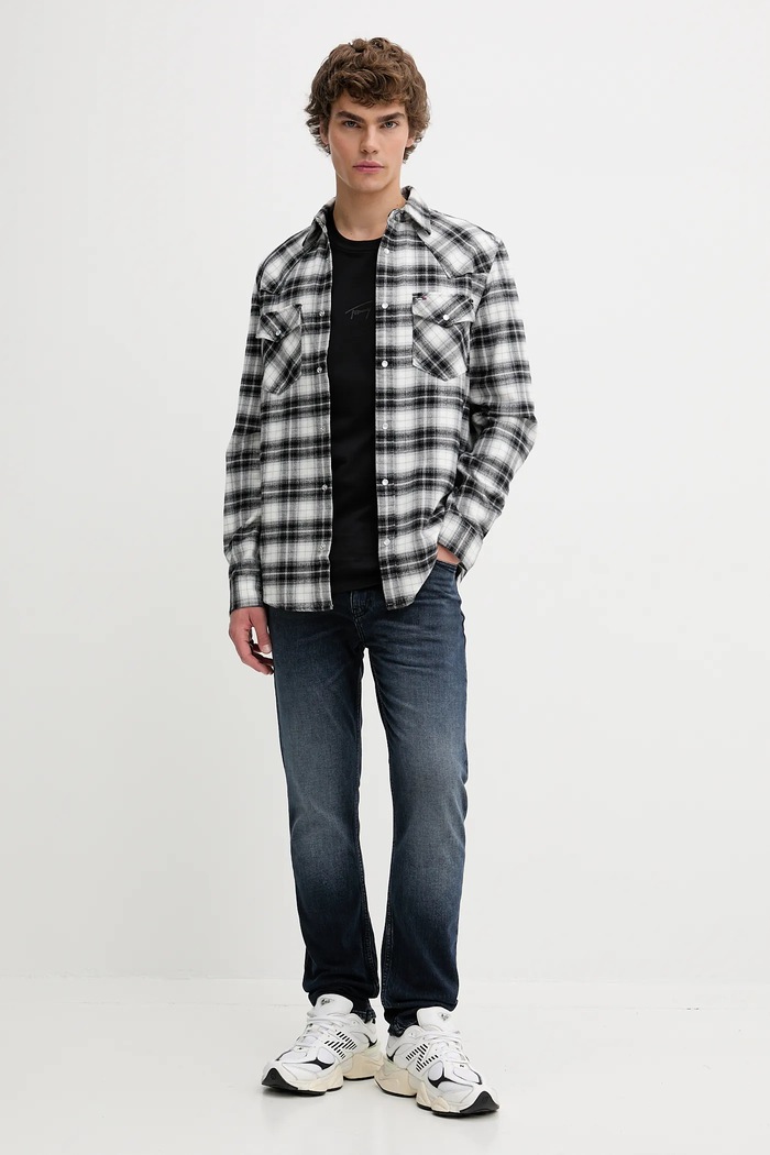Bavlnená košeľa Tommy Jeans DM0DM22019 čierna AW25
