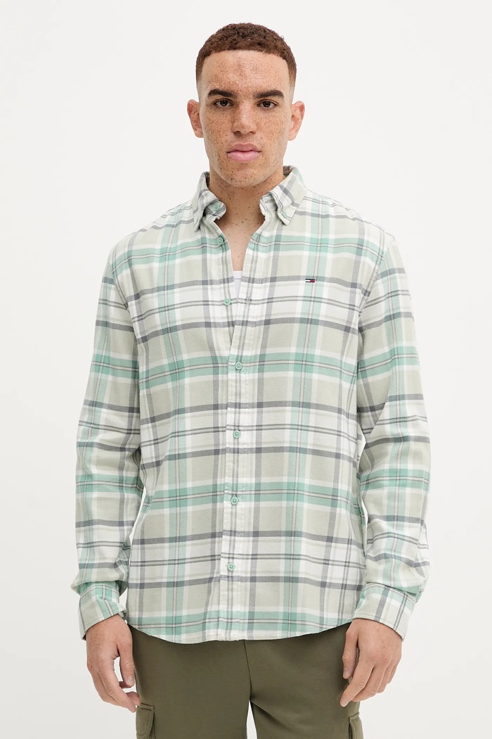Bavlněná košile Tommy Jeans hladký zelená DM0DM22024