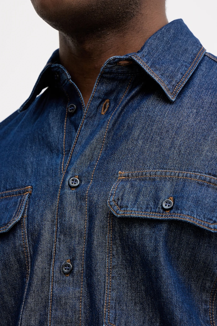 Sisley srajca moška denim 51WVSQ04V modra
