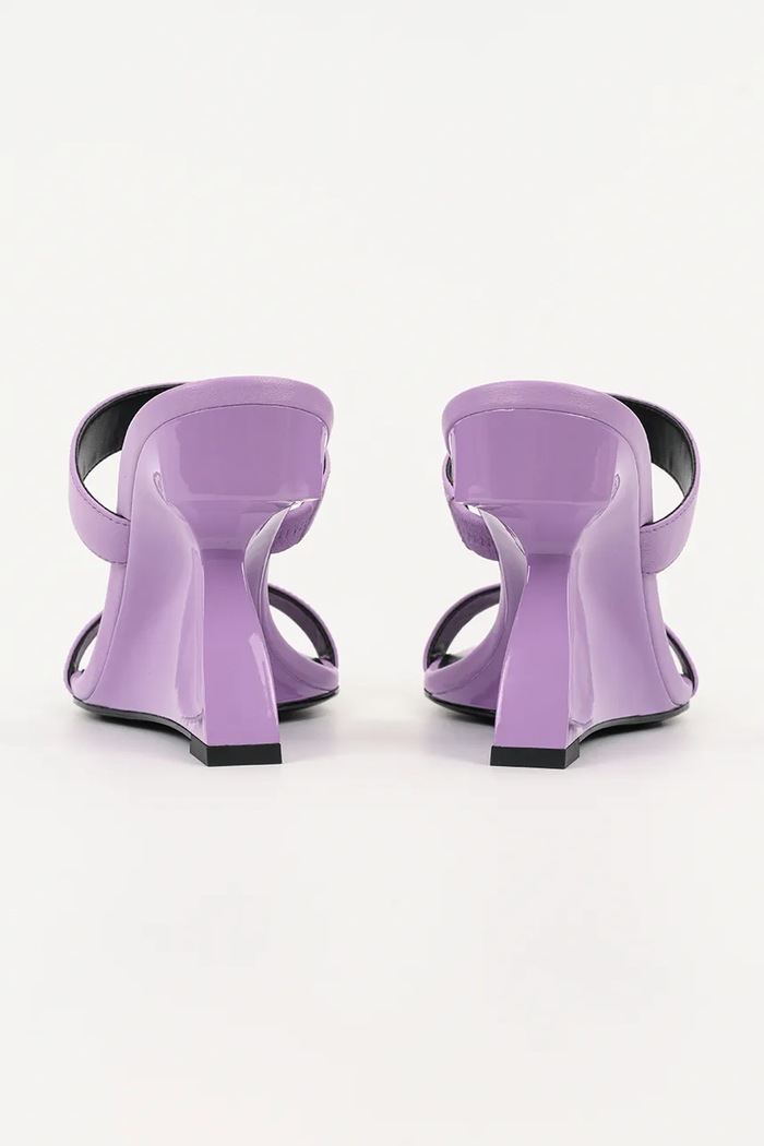 Scarpe Karl Lagerfeld ciabatte slide in pelle WAVERLY KL34611.0LV violetto