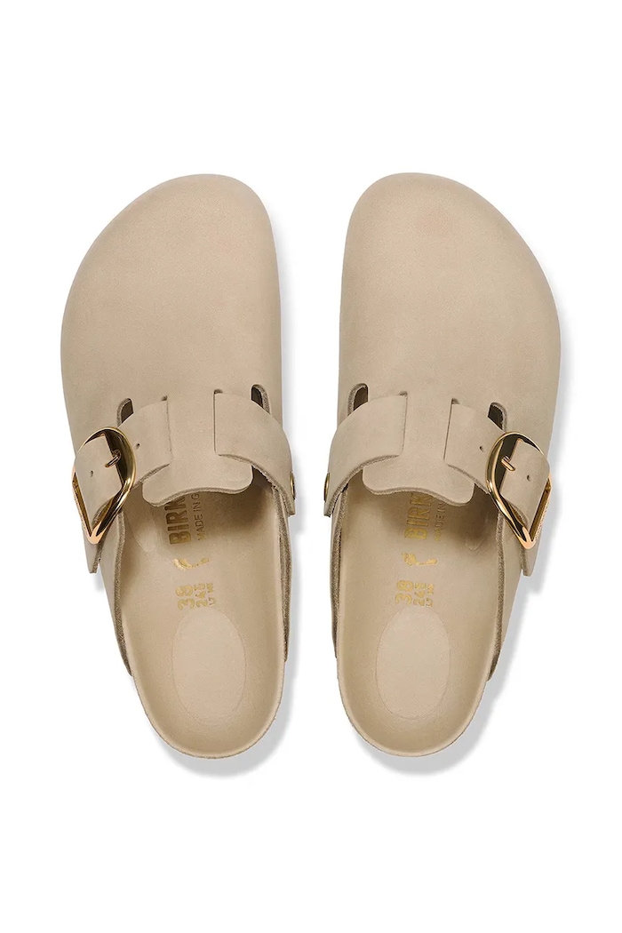 Шкіряні шльопанці Birkenstock Boston Big Buckle бежевий 1030425