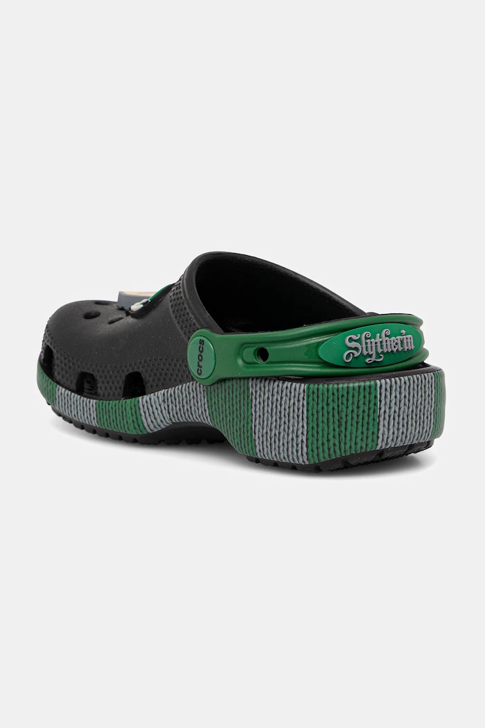 Παιδικές παντόφλες Crocs CROCS CLASSIC SLYTHERIN CLOG μαύρο 210542.CROCS.CLASSIC.SL