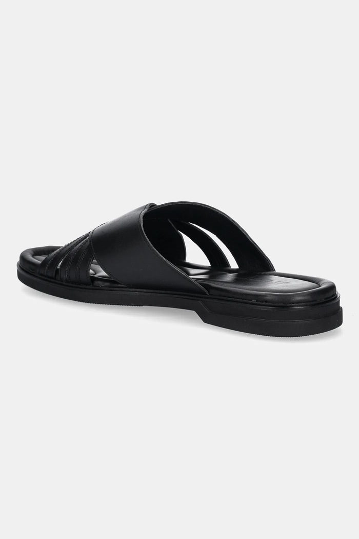 Obuwie Tommy Hilfiger klapki skórzane PREMIUM TH CC LTH SANDAL FM0FM05504 czarny