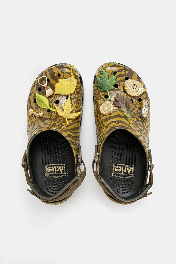 Шльопанці Crocs Crocs x Aries Arise зелений 211060.3AC