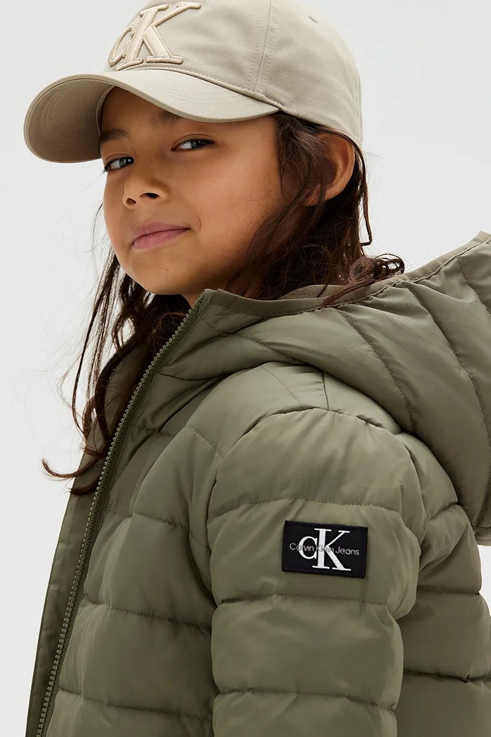 Péřová bunda Calvin Klein Jeans IB0IB02174.9BYA