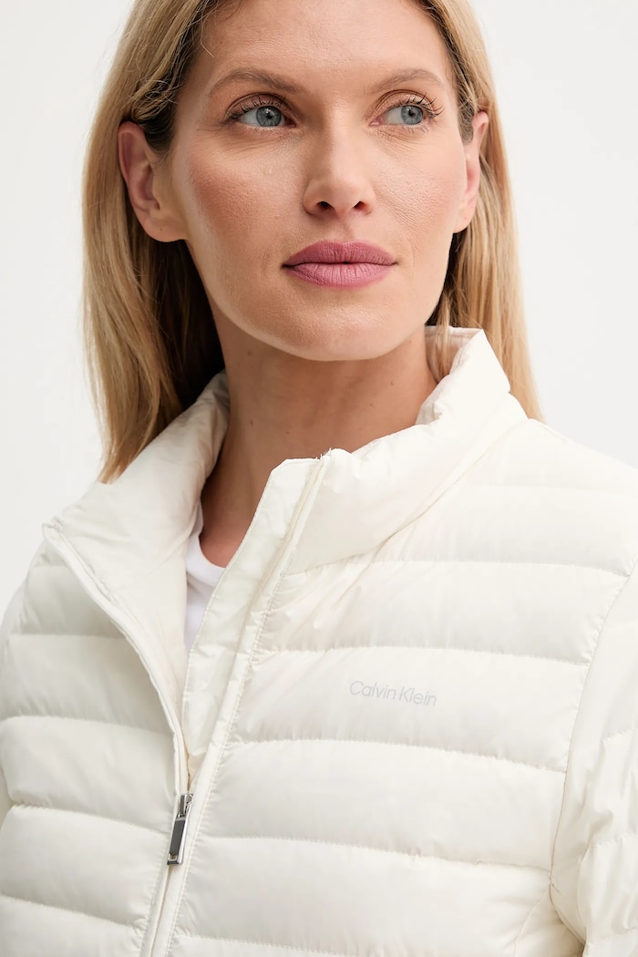 Páperová bunda Calvin Klein béžová LV044C513G