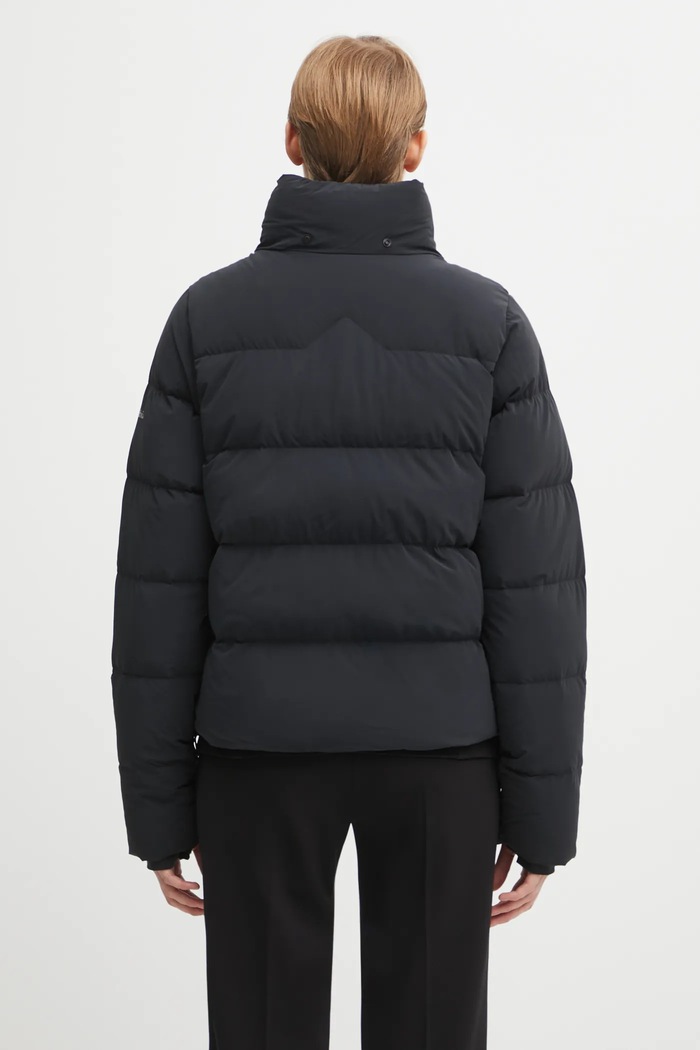 Péřová bunda Columbia Amaze Puff 2133714 černá