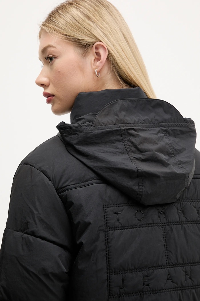 Яке Tommy Jeans DW0DW21620