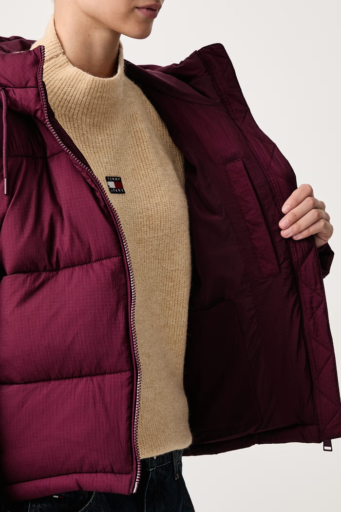 Tommy Jeans Prošivena jakna za žene DW0DW21625