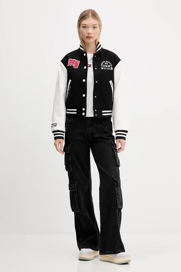 Vlnená bomber bunda Tommy Jeans DW0DW21628 čierna AW25