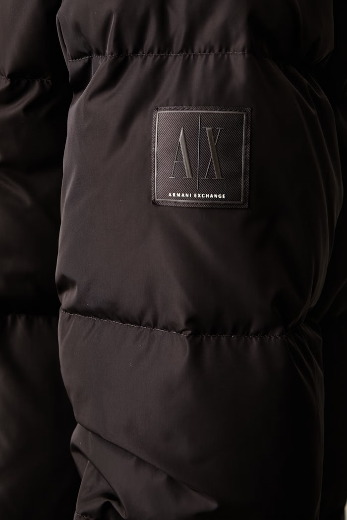Pernati kaput za žene Armani Exchange smeđa XW000251.AF12286