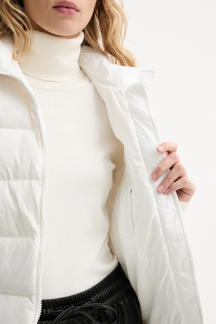 Tommy Jeans bezrękawnik puchowy DW0DW21622