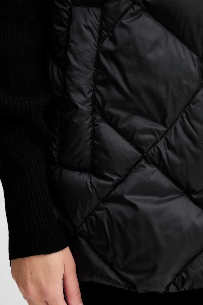 Weekend Max Mara gilet in piuma FRUTTO 2525296012600 nero