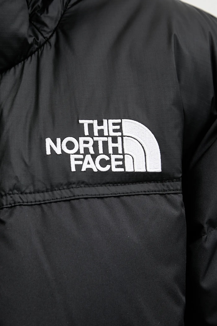 Páperová bunda The North Face Nuptse NF0A832KGOE1 čierna