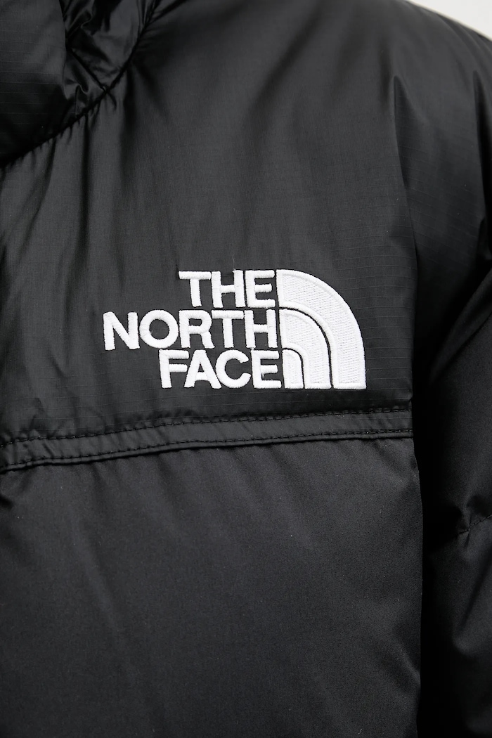 Páperová bunda The North Face Nuptse NF0A832KGOE1 čierna