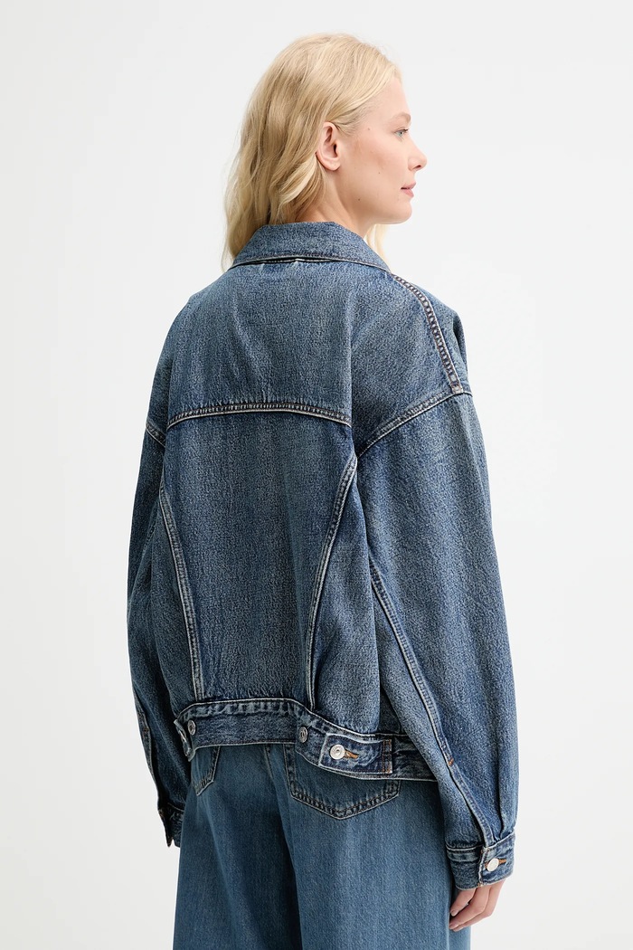 Oblačila Jeans jakna Levi's A1743.0046 modra