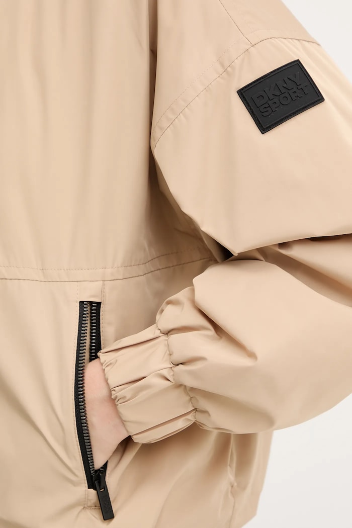 Яке Dkny DP5J9595 бежов