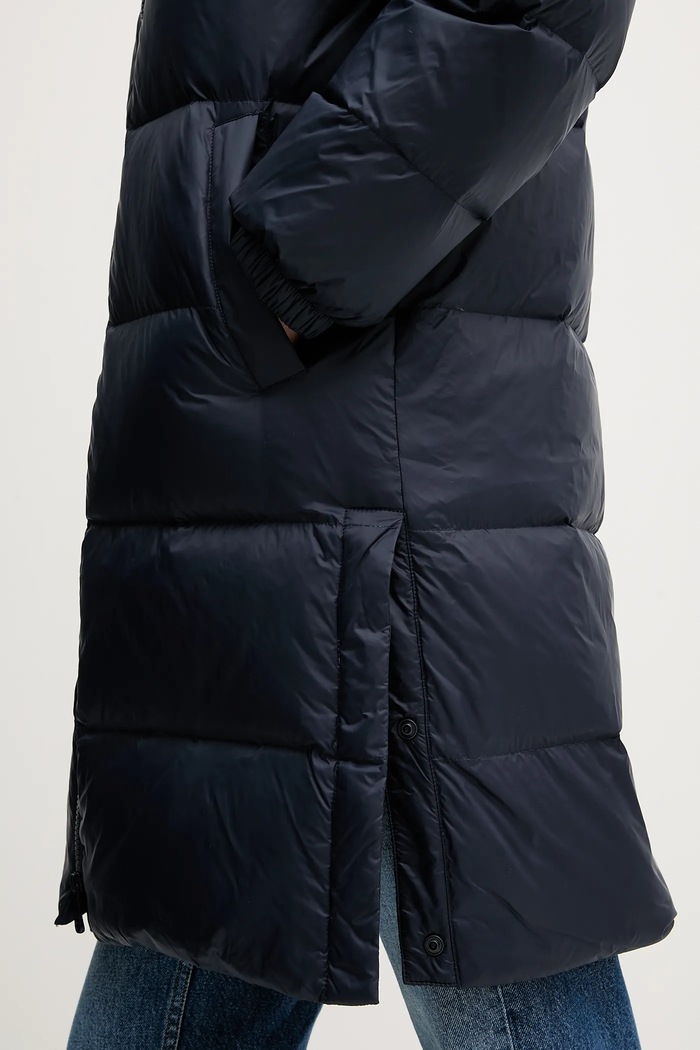 Пухено яке Calvin Klein Jeans LV047D502G тъмносин