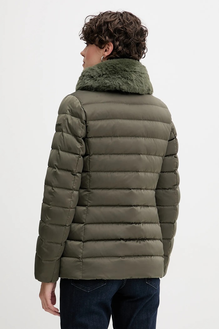 Odzież Geox kurtka puchowa BETTANIE W5626T.T3122 zielony