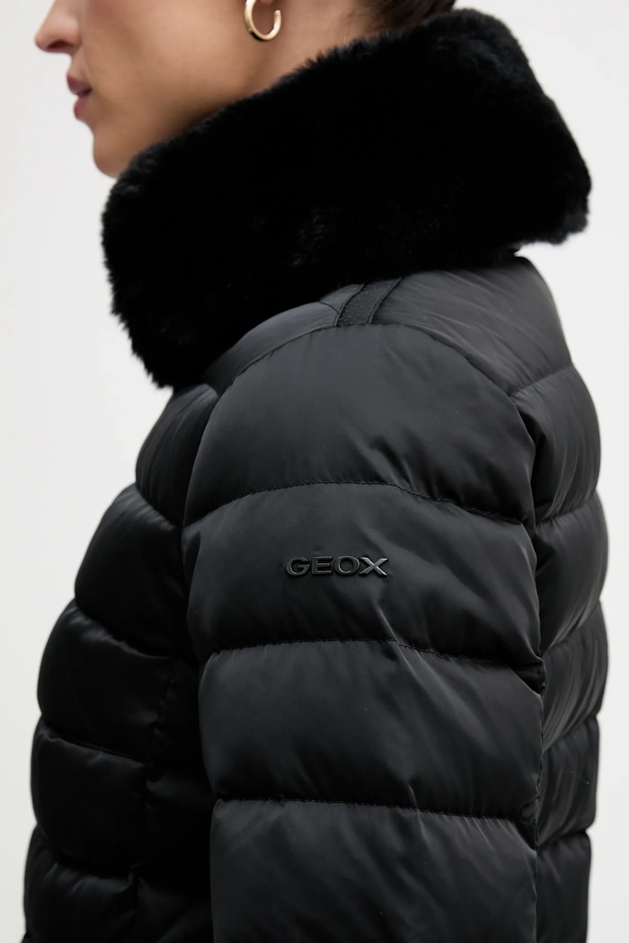 Páperová bunda Geox BETTANIE W5626T.T3122 čierna