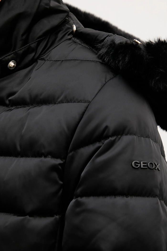 Geox kurtka puchowa BETTANIE W5626H.T3122 czarny
