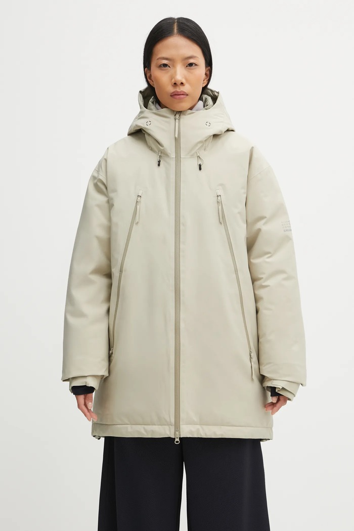 MM6 Maison Margiela x Salomon kurtka puchowa pozostałe beżowy S52AM0341.M35594.729