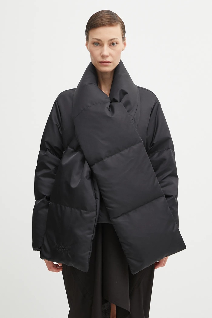 MM6 Maison Margiela kurtka puchowa pozostałe czarny S52AM0332.M35257.900