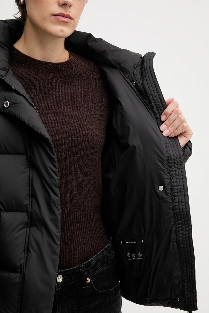 Péřová bunda Tommy Hilfiger WW0WW45739