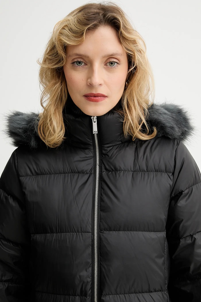 Calvin Klein kurtka puchowa czarny LV044D545G