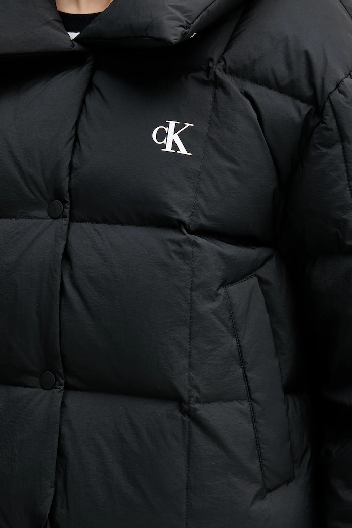 Пухено яке Calvin Klein Jeans LV044D521G черен