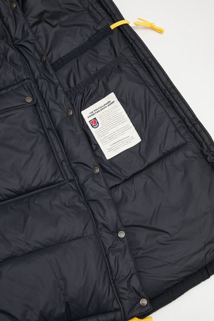 Jakna Fjallraven Expedition F86126 crna
