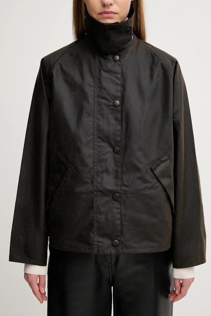 Bavlněná bunda Barbour Transport Wax Jacket zelená LWX1410OL71