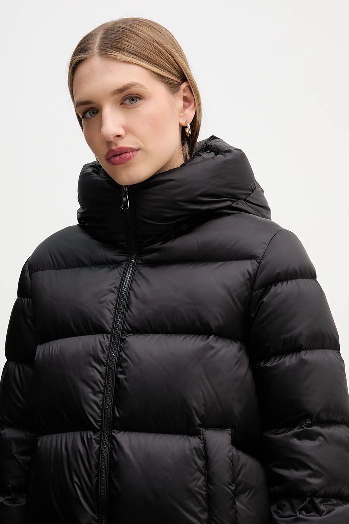 Puhovka Hetrego ARINA črna 8P600