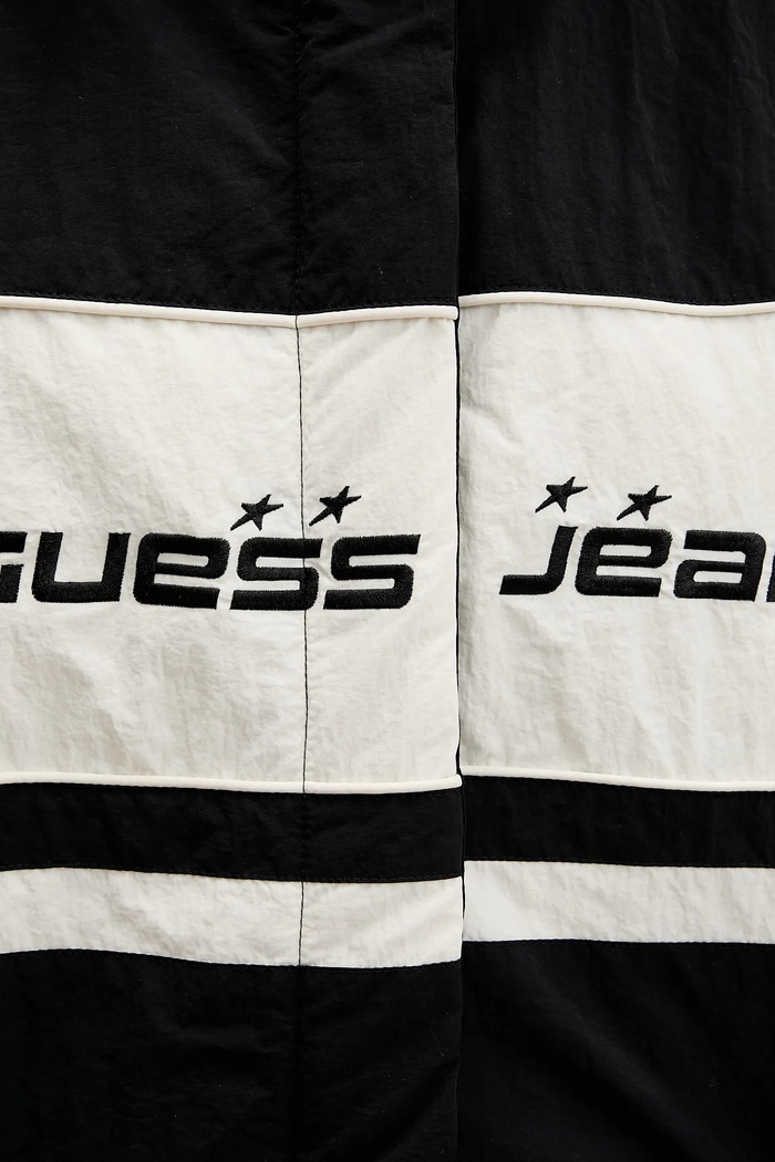 Bunda Guess Jeans W5BL11.WGYL2 černá