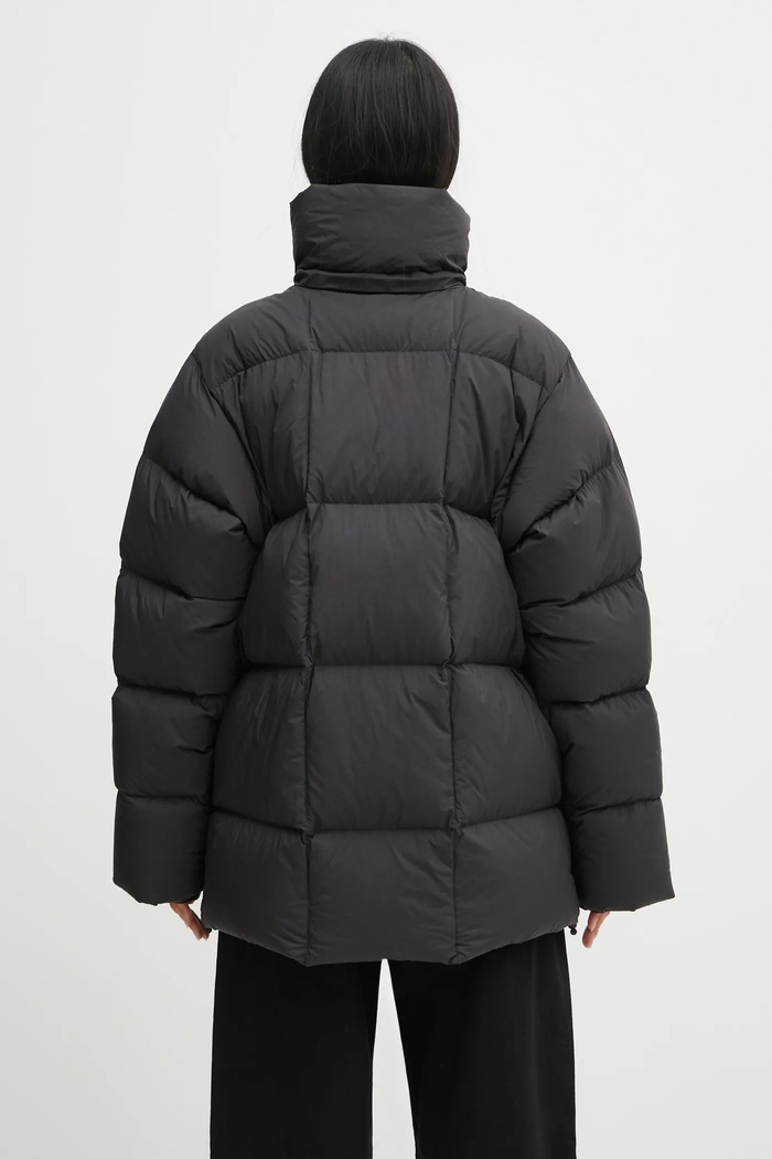 Helly Hansen W INSPIRE DOWN PUFFER páperová bunda dámska 53075 čierna